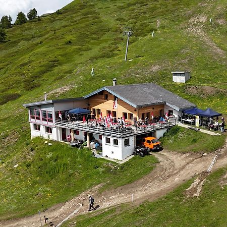 Auberge de jeunesse Restaurant Fleschboden à Rosswald Extérieur photo